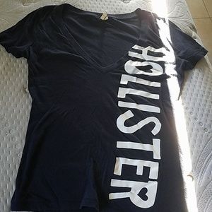 Hollsiter v-neck tshirt